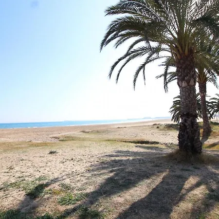 Global Properties, Estudio Parejas En La Playa Del Apartment Puerto de Sagunto